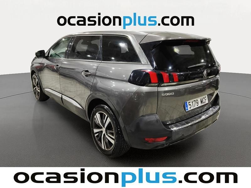 Usado Peugeot 5008 Allure 130 CV (95 kW) 2022 Gris SUV