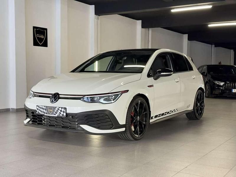 Blanco Usado 2021 VW Golf VIII GTI Utilitario | 38.500 € (Un poco caro) - Imagen 1/4