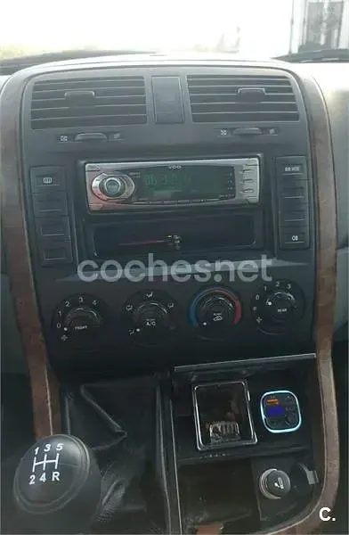 Usado Kia Carnival EX 144 CV (105 kW) 2003 Verde Monovolumen