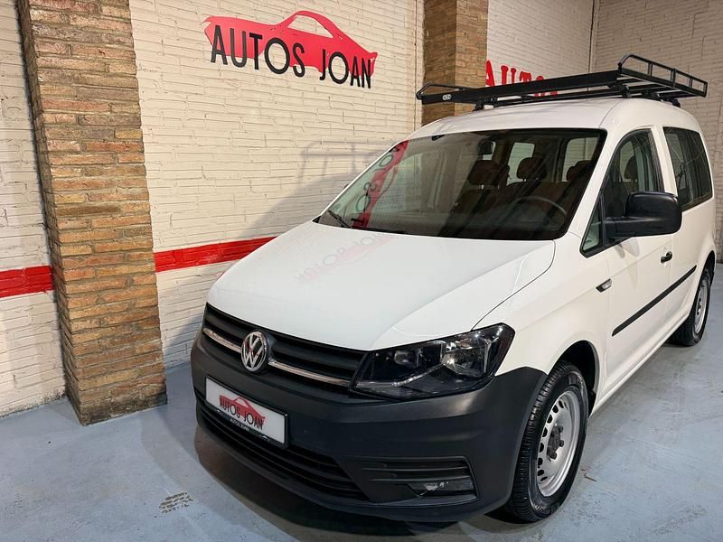 Usado VW Caddy 75 CV (55 kW) 2019 Blanco Monovolumen