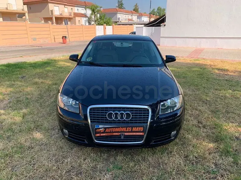 Usado Audi A3 Sportback Ambiente 140 CV (102 kW) 2006 Azul Utilitario