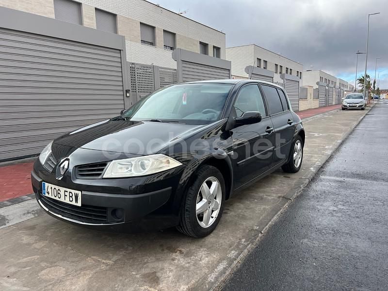 Negro Usado 2006 Renault Mégane II Authentique Berlina | 2850 € (Precio justo) - Imagen 1/4