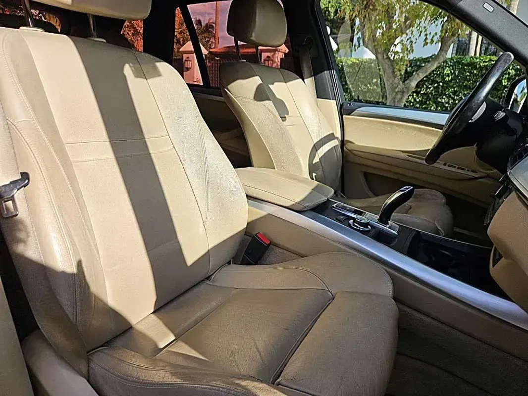 Usado BMW X5 Comfort Edition 235 CV (172 kW) 2008 Negro SUV