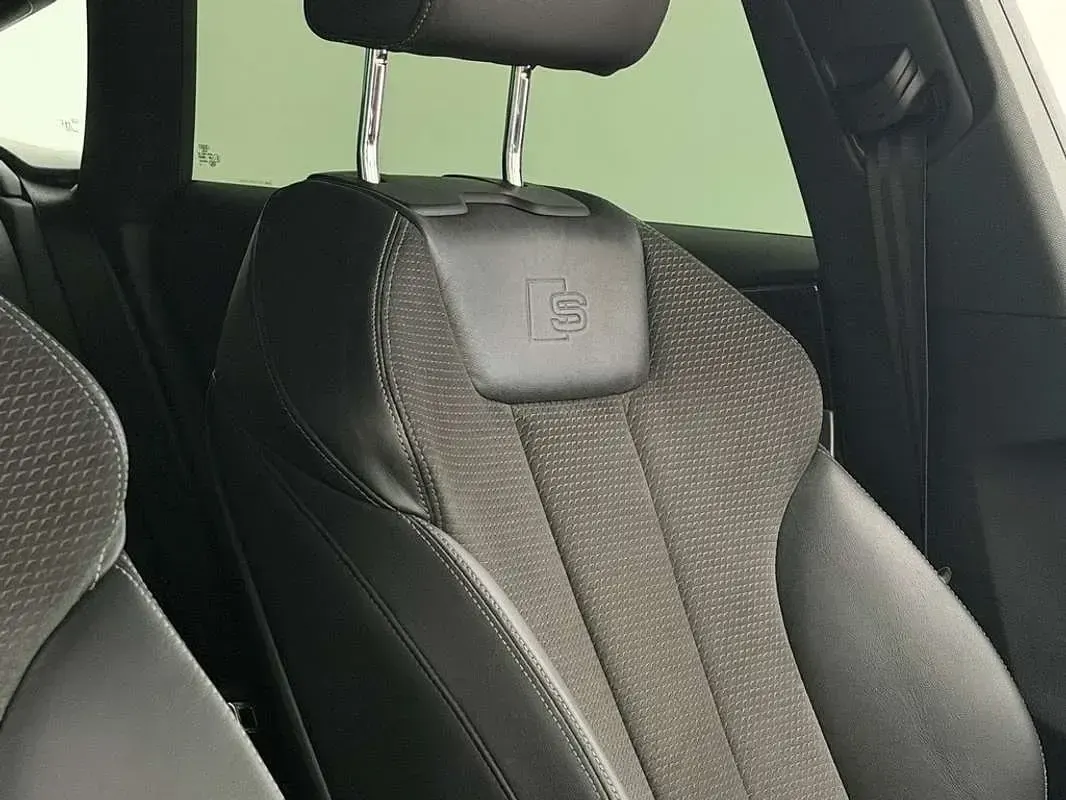 Usado Audi A5 Sportback 190 CV (139 kW) 2018 Negro Utilitario