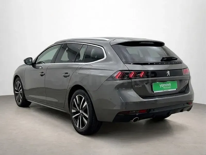 Usado Peugeot 508 SW GT 131 CV (96 kW) 2021 Gris Familiar