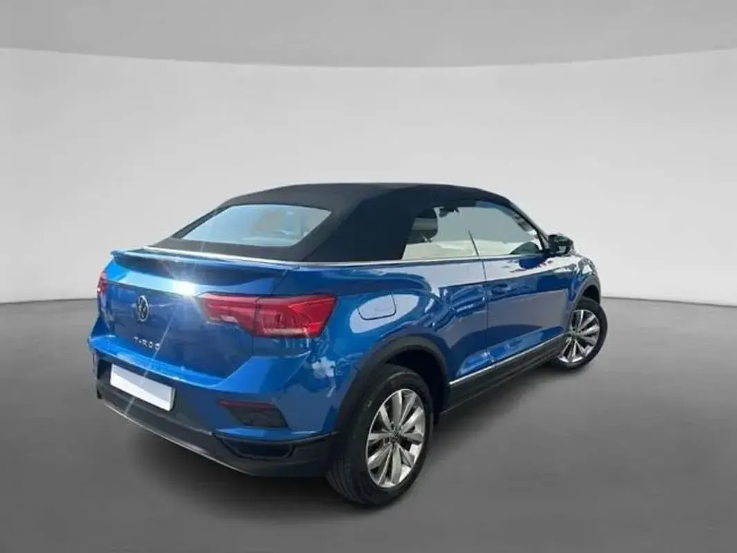 Usado VW T-Roc 110 CV (80 kW) 2022 Azul SUV
