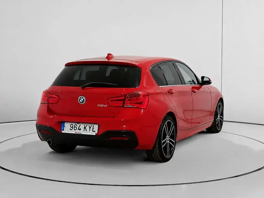 Usado BMW 116 M Sport 116 CV (85 kW) 2019 Rojo Utilitario