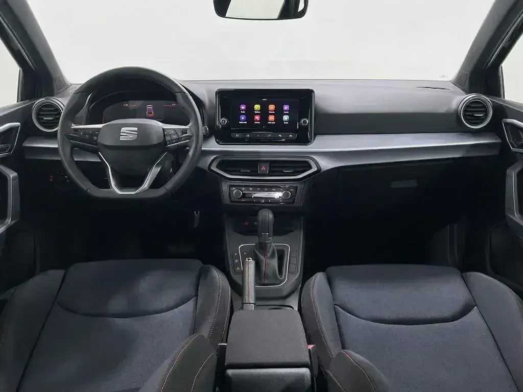 Uusi Seat Ibiza FR 115 HP (84 kW) 2025 Harmaa Sedan