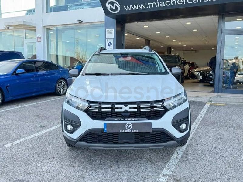 Usado Dacia Sandero Essentiel 91 CV (66 kW) 2023 Blanco Berlina