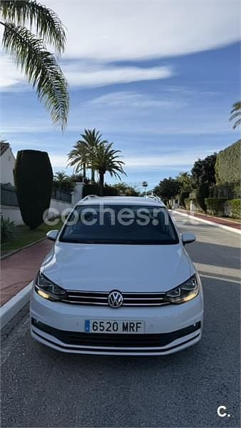 Usado VW Touran Business 115 CV (84 kW) 2020 Blanco Monovolumen