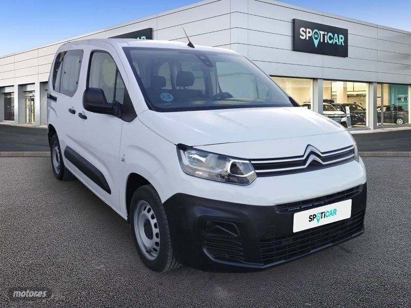 Usado Citroën Berlingo Live 102 CV (75 kW) 2020 Blanco Monovolumen