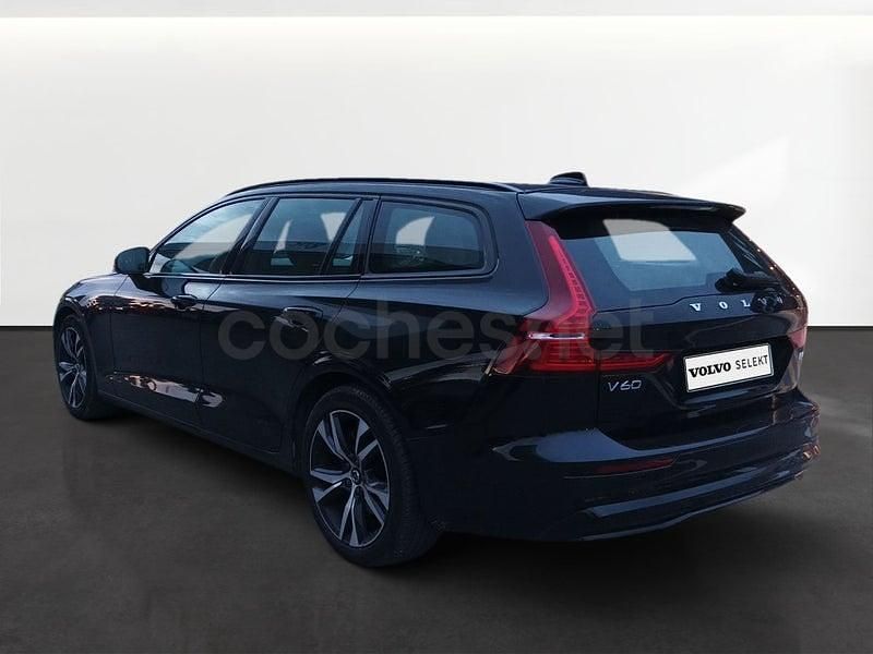 Usado Volvo V60 Plus 197 CV (144 kW) 2025 Negro Familiar
