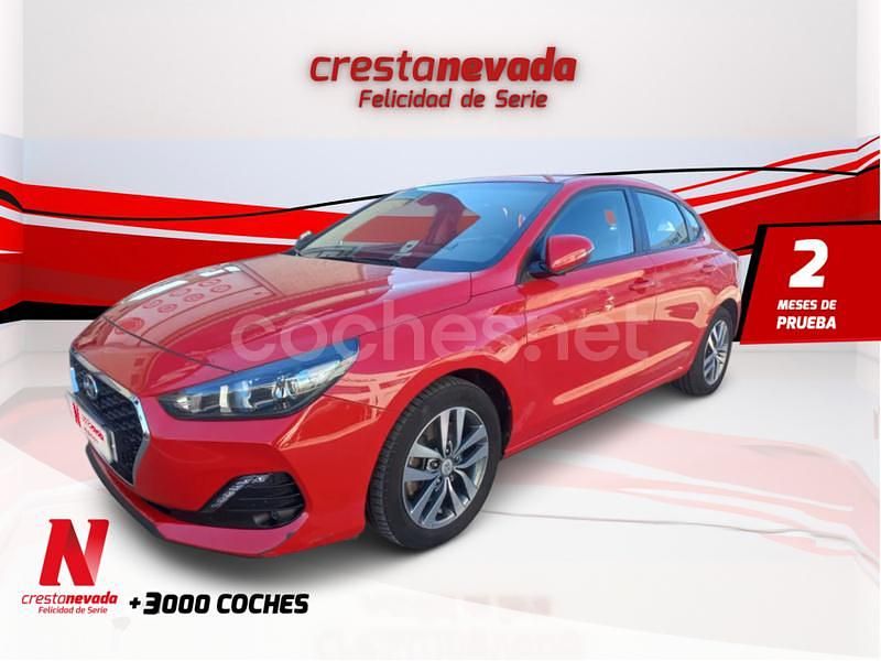 Rojo Usado 2019 Hyundai i30 GO! Berlina | 15.990 € (Precio justo) - Imagen 1/4
