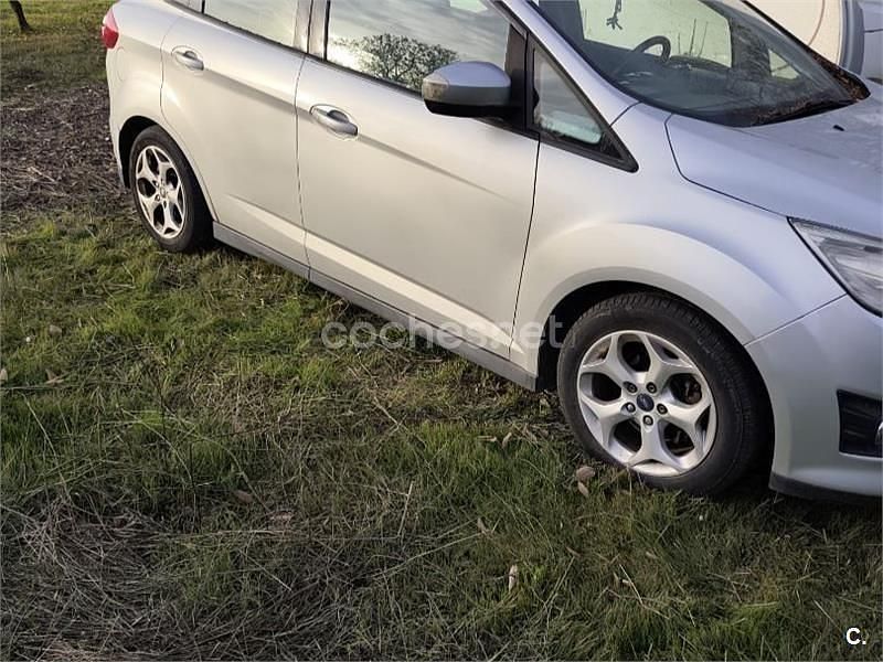 Usado Ford C-MAX Titanium 115 CV (84 kW) 2011 Gris / plata Monovolumen
