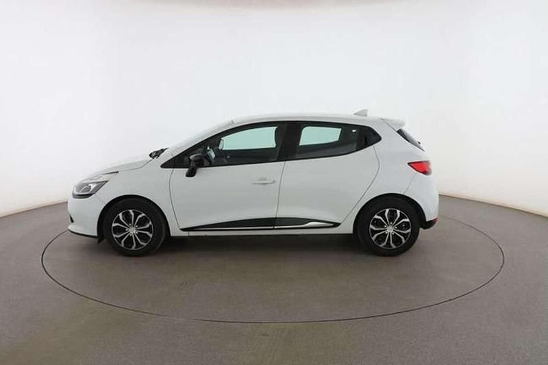 Usado Renault Clio IV Expression 75 CV (55 kW) 2013 Blanco Berlina