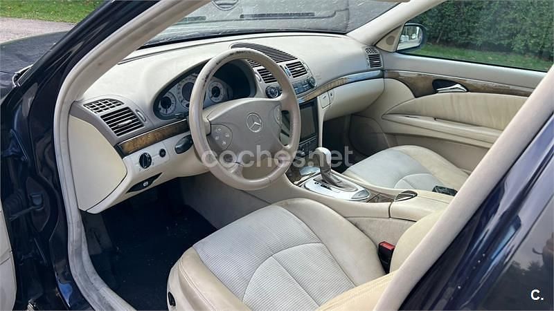 Usado Mercedes E320 Avantgarde 204 CV (150 kW) 2003 Azul Familiar
