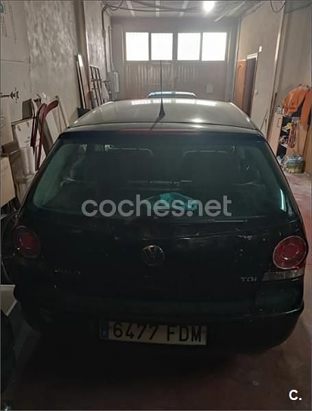 Usado VW Polo Match 70 CV (51 kW) 2006 Negro Utilitario
