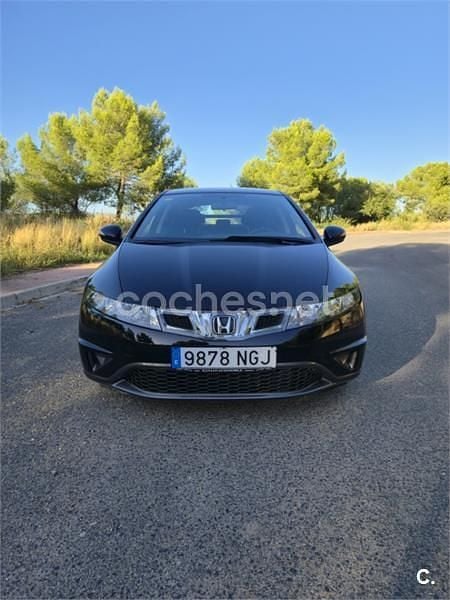 Negro Usado 2010 Honda Civic Comfort Berlina | 10.900 € (Precio justo) - Imagen 1/4