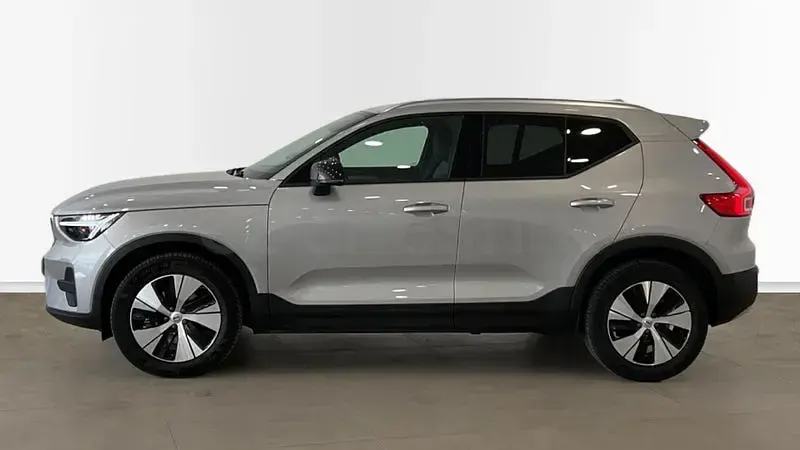 Usado Volvo XC40 Core 163 CV (119 kW) 2025 Gris / plata SUV