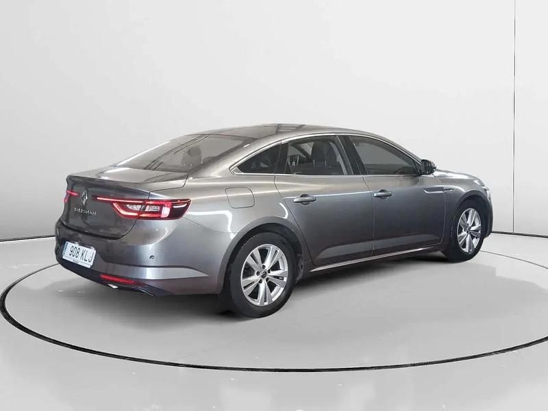 Usado Renault Talisman Zen 130 CV (95 kW) 2018 Gris / plata Berlina