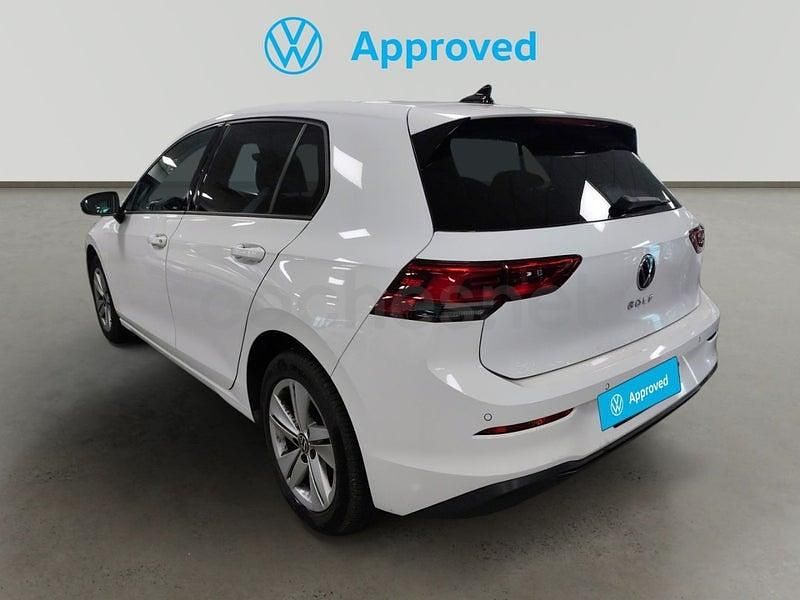 Usado VW Golf VIII Life 110 CV (80 kW) 2022 Blanco Berlina