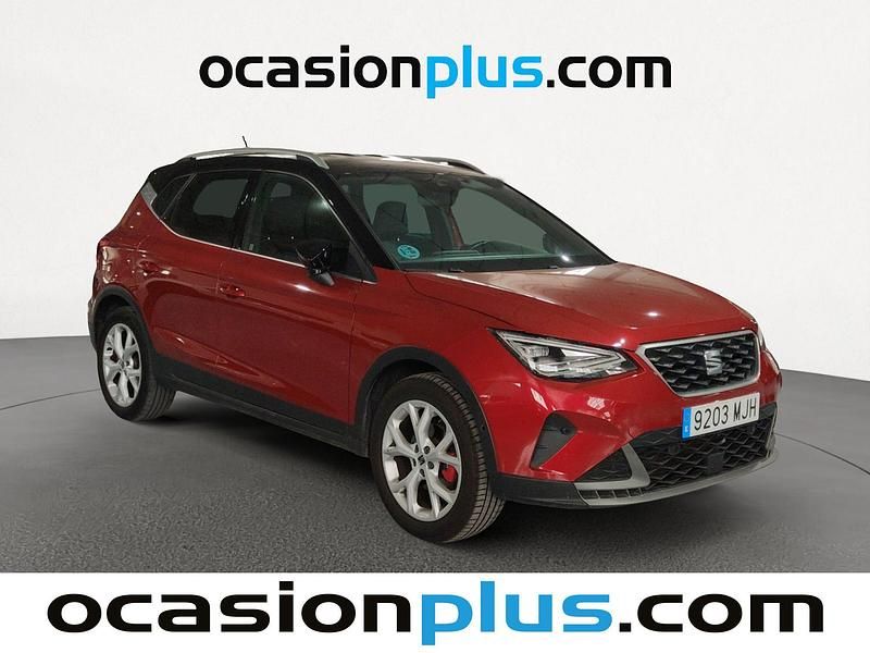 Usado Seat Arona FR 150 CV (110 kW) 2023 Rojo SUV