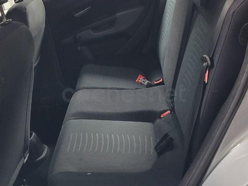 Usado Fiat Punto Classica 70 CV (51 kW) 2008 Gris / plata Utilitario