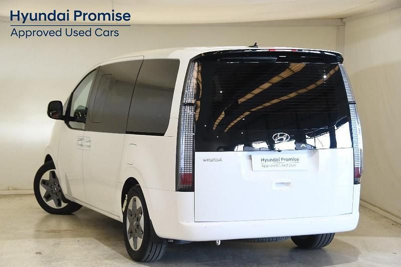 Usado Hyundai Staria 177 CV (130 kW) 2022 Monovolumen