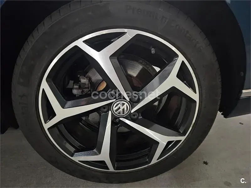 Usado VW Passat R-line 150 CV (110 kW) 2020 Azul Berlina