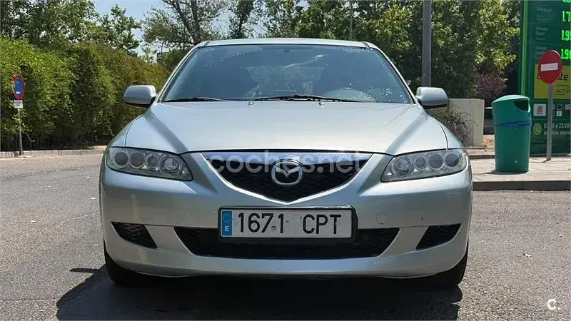 Usado Mazda 6 Active 120 CV (88 kW) 2003 Gris / plata Berlina