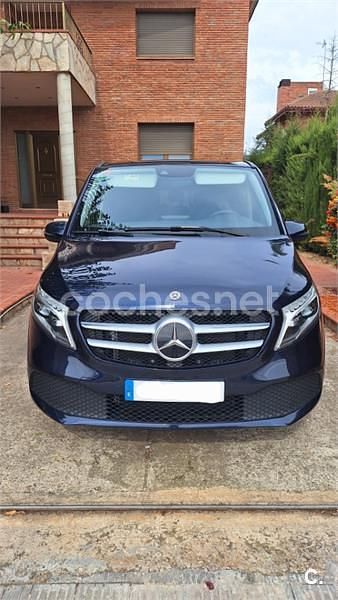 Azul Usado 2021 Mercedes V250 Avantgarde Monovolumen | 47.500 € (Super precio) - Imagen 1/4