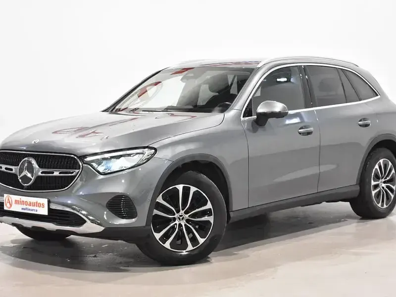 Begagnad Mercedes GLC220 Advanced 197 HK (144 kW) 2023 Grå SUV