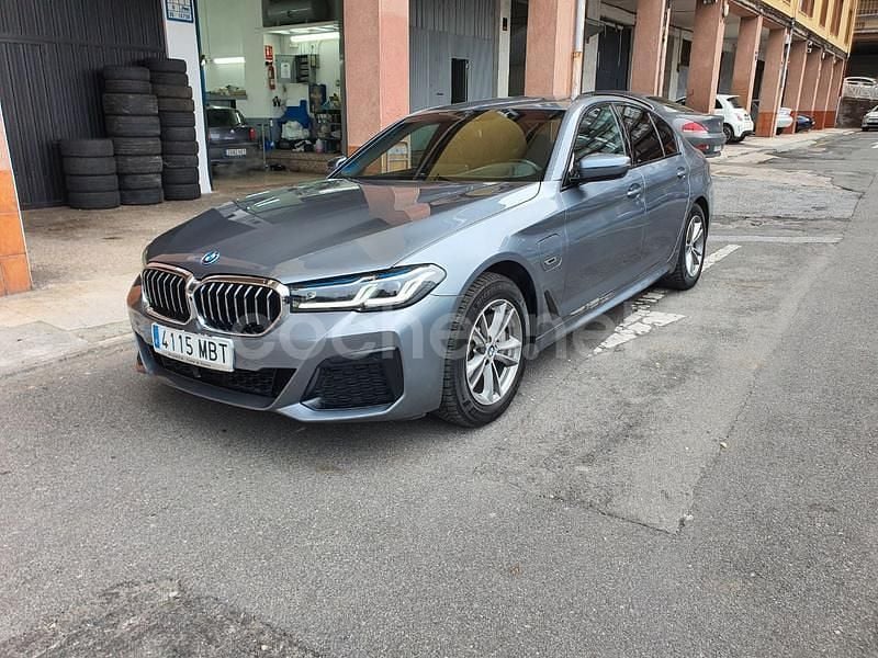 Usado BMW 530e 292 CV (214 kW) 2021 Gris / plata Berlina