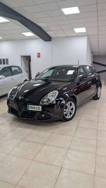 Usado Alfa Romeo Giulietta Distinctive 105 CV (77 kW) 2012 Negro Utilitario