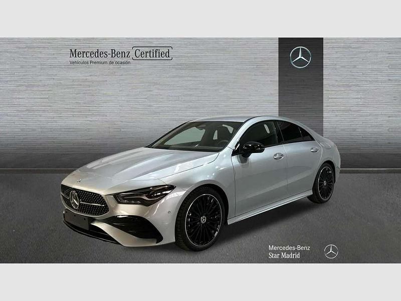 Plateado Usado 2025 Mercedes CLA220 Berlina | 39.395 € (Super precio) - Imagen 1/4