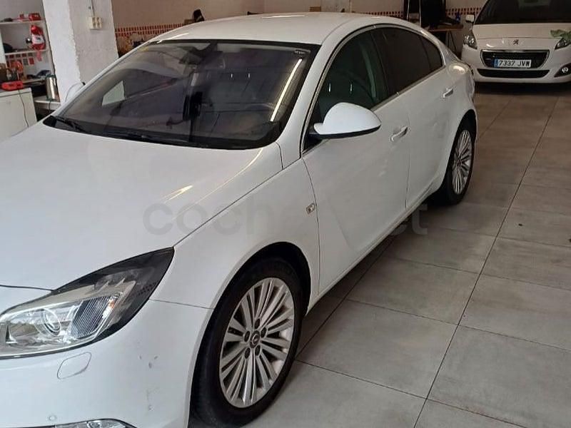 Brugt Opel Insignia Excellence 130 HK (95 kW) 2013 Hvid Sedan