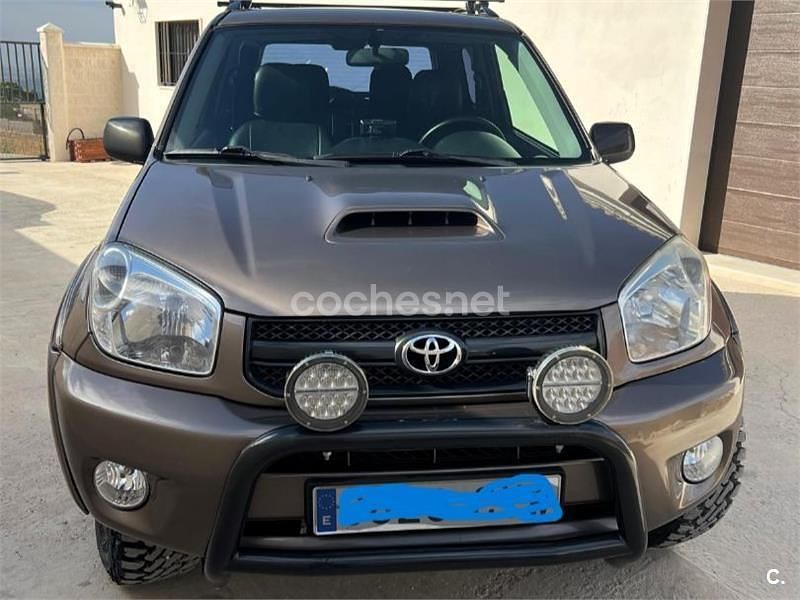 Beige Usado 2004 Toyota RAV4 Sol SUV | 14.550 € - Imagen 1/4