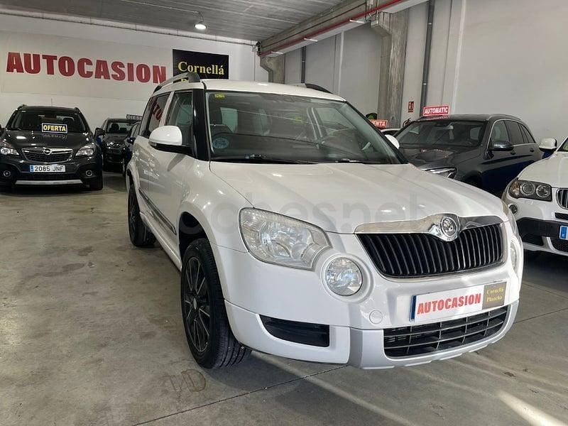 Usado Skoda Yeti Ambition 105 CV (77 kW) 2013 Blanco SUV