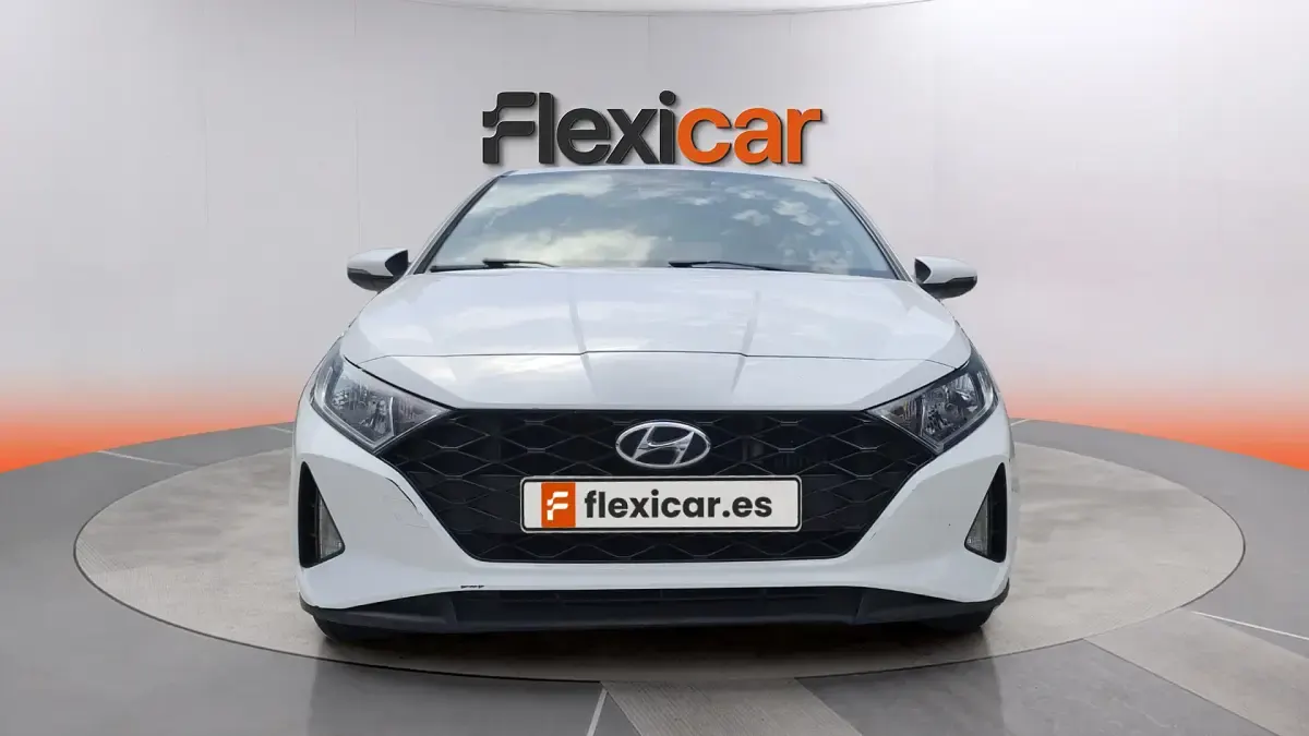 Usado Hyundai i20 101 CV (74 kW) 2021 Blanco Utilitario