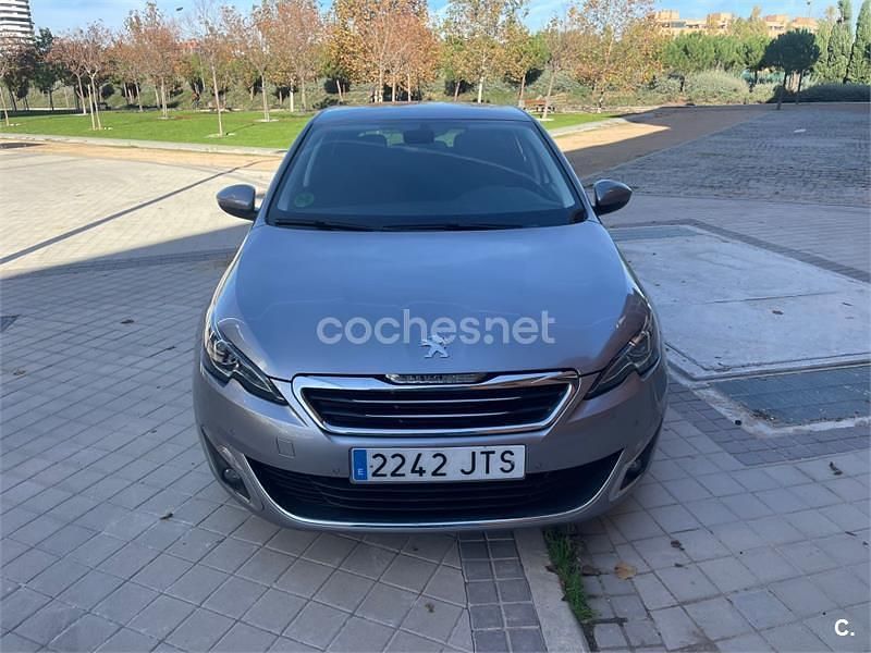 Gris / plata Usado 2016 Peugeot 308 GT-line Berlina | 7900 € (Super precio) - Imagen 1/4