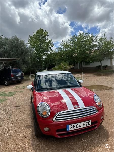 Usado Mini Cooper D 110 CV (80 kW) 2008 Rojo Utilitario