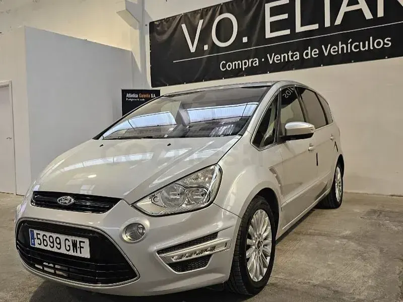 Usado Ford S-MAX Titanium 140 CV (102 kW) 2010 Gris / plata Monovolumen