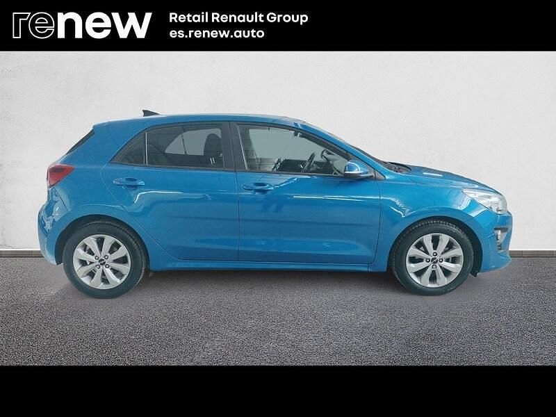 Usado Kia Rio 84 CV (61 kW) 2021 Azul Berlina