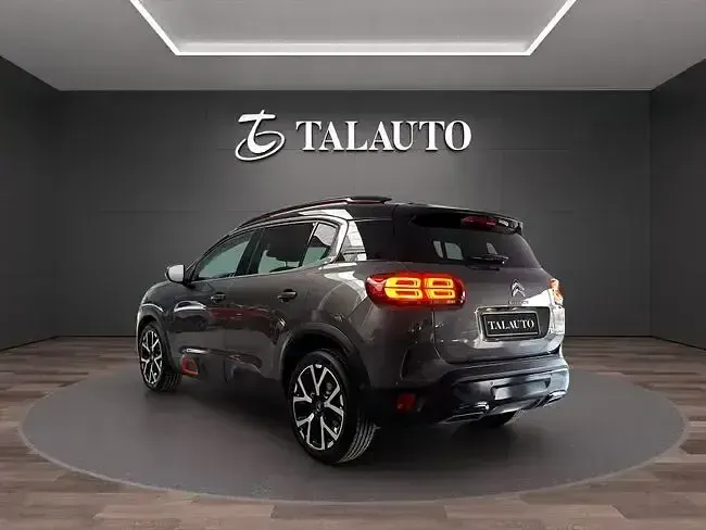 Usado Citroën C5 Aircross Comfort 177 CV (130 kW) 2019 Gris SUV