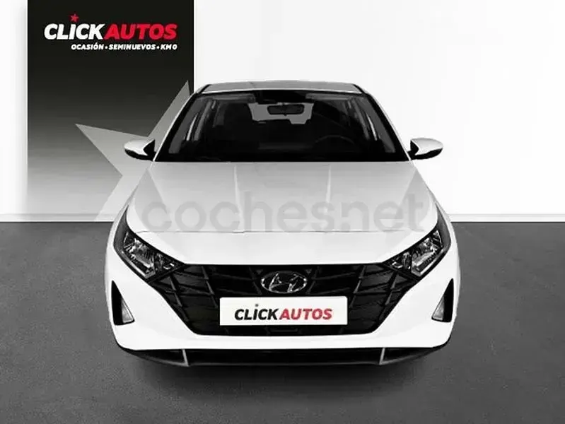 Usado Hyundai i20 84 CV (61 kW) 2024 Blanco Utilitario