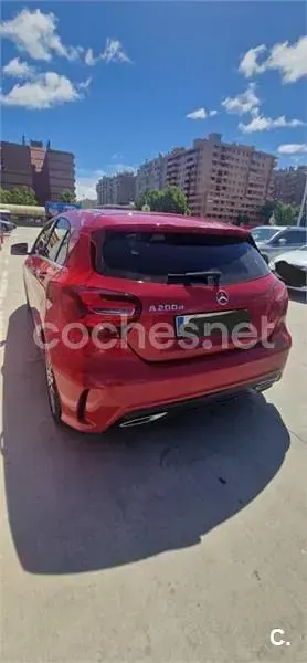 Usado Mercedes A200 150 CV (110 kW) 2018 Rojo Berlina