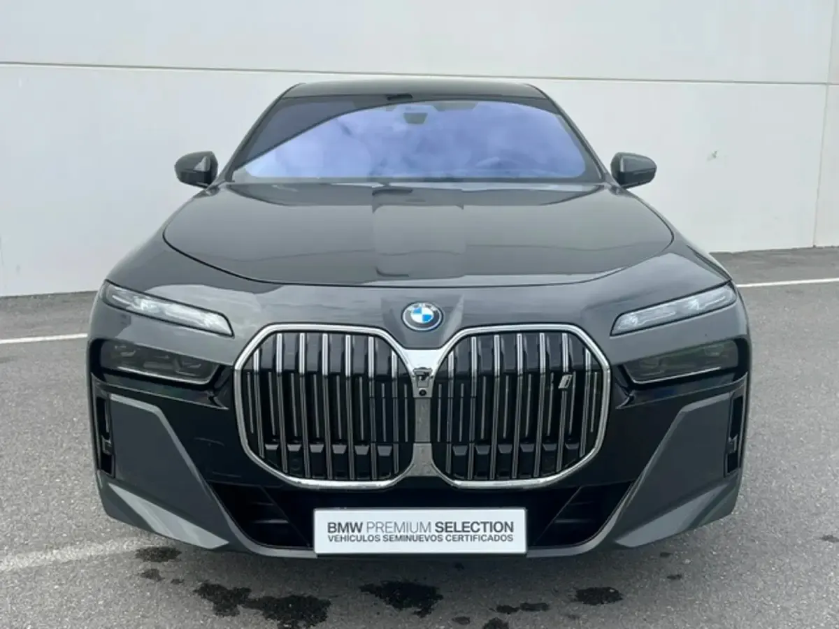 Usado BMW i7 Comfort Edition 400 kW (544 CV) 2026 Eléctrico Berlina
