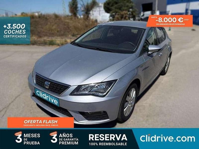 Usado Seat Leon Reference 116 CV (85 kW) 2018 Gris Utilitario