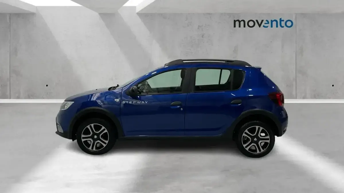 Usado Dacia Sandero Essentiel 100 CV (73 kW) 2020 Azul SUV