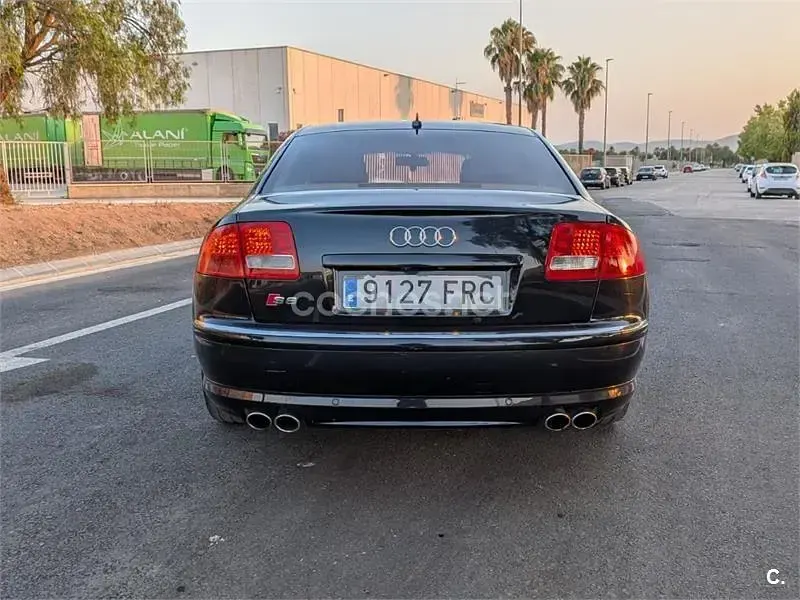 Usado Audi S8 450 CV (330 kW) 2007 Negro Berlina